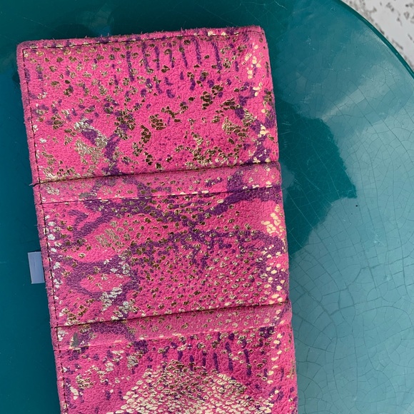 Kenneth Cole reaction wallet / clutch - Picture 3 of 5